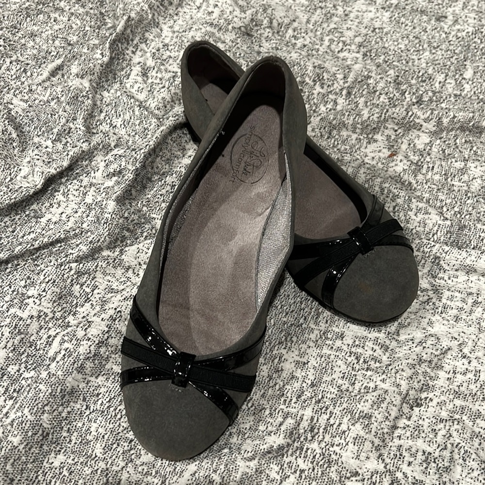 Medium grey ballet flats